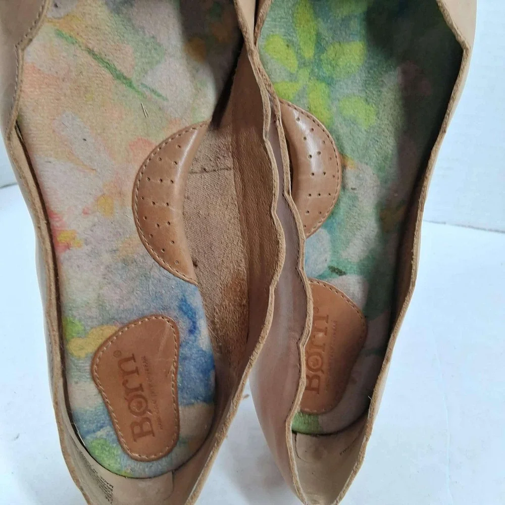 Born Julianne Tan Leather Scalloped Ballet Flats Womens 7M‎ D64041